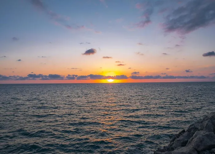 Villa Marisa - Di Lusso Fronte *