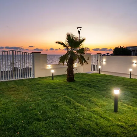 Villa Marisa - Di Lusso Fronte