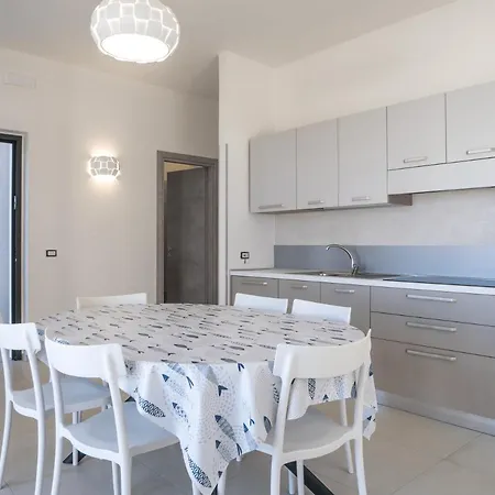 Marisa - Di Lusso Fronte Cittadella del Capo