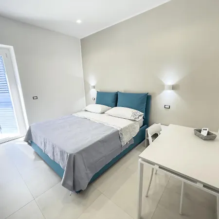 Marisa - Di Lusso Fronte