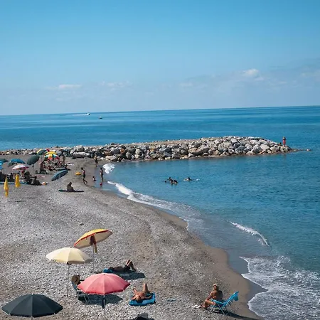 Marisa - Di Lusso Fronte Cittadella del Capo