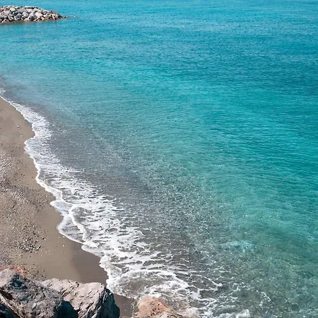 Marisa - Di Lusso Fronte Villa *