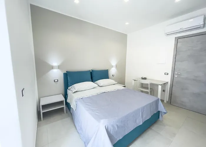 Marisa - Di Lusso Fronte * Cittadella del Capo