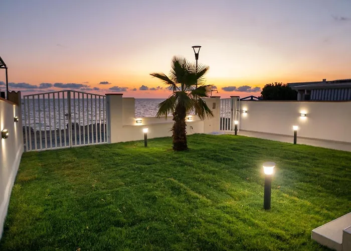 Villa Marisa - Di Lusso Fronte