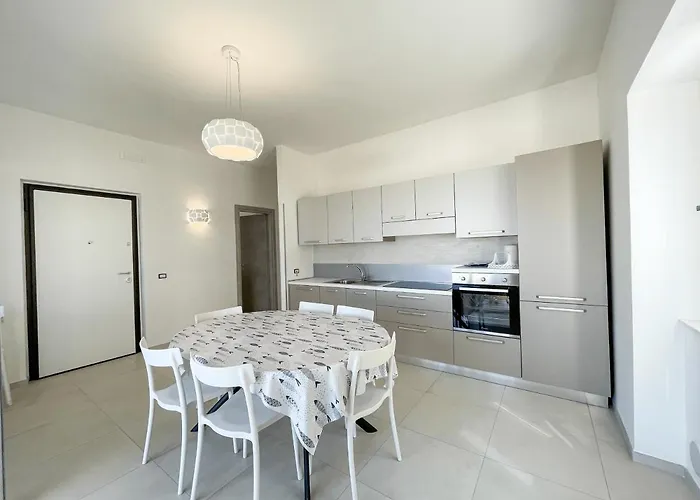 Villa Marisa - Di Lusso Fronte