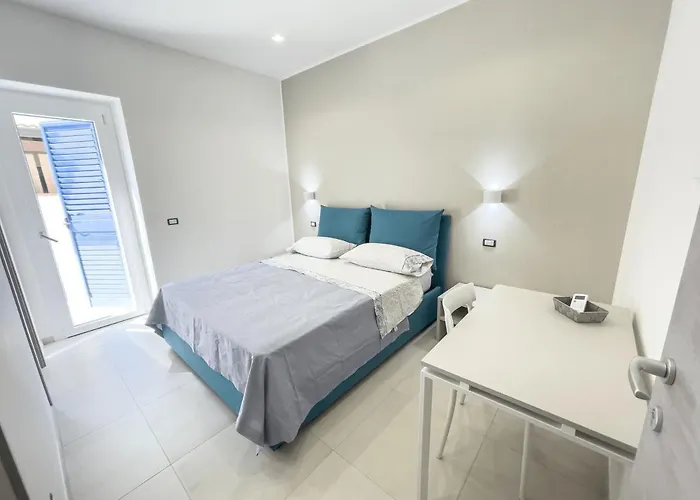 Marisa - Di Lusso Fronte